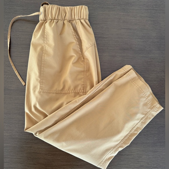 Mustard yellow stretchtech old navy pants size small - Picture 3 of 6